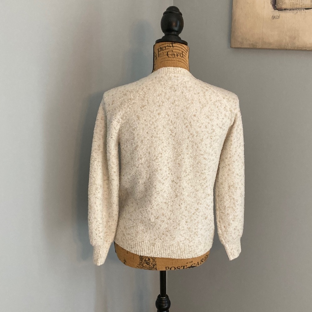 LOFT Cream with Gold Flecked V-Neck Sweater Women Size Small Petite - Picture 2 of 9